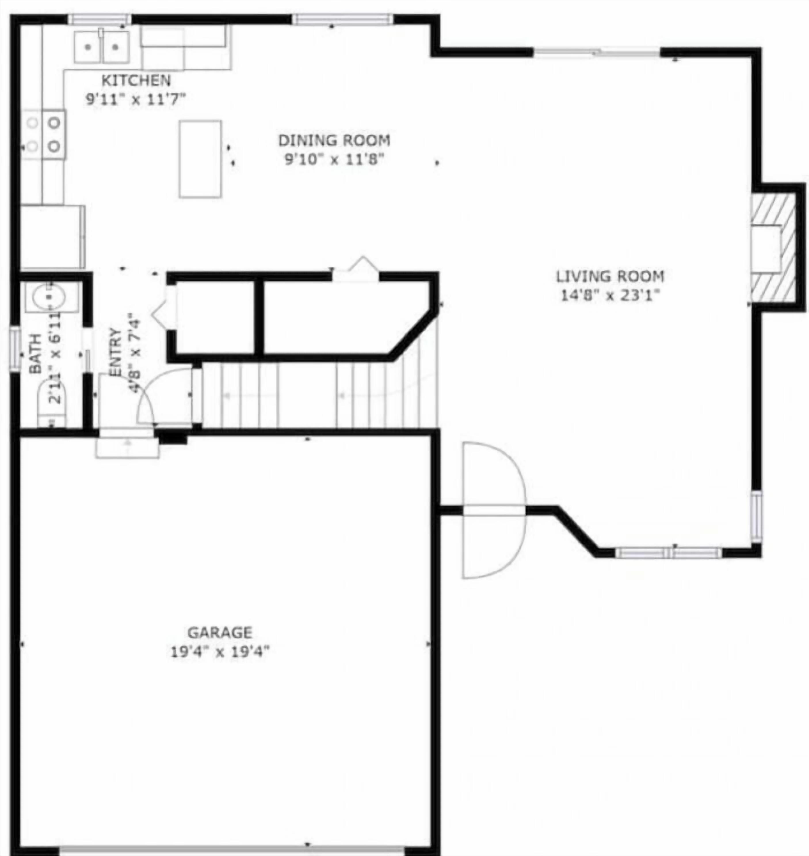 Un plan d’étage comprenant une cuisine, une salle à manger, un salon, un hall d’entrée et un garage.