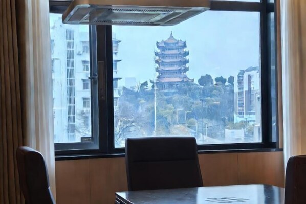 Room - Vienna International Hotel (Wuhan Yellow Crane Tower Pengliuyang Subway Station) (Wuhan)