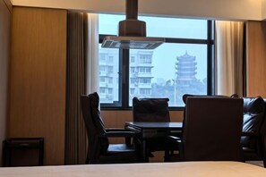 Room - Vienna International Hotel (Wuhan Yellow Crane Tower Pengliuyang Subway Station) (Wuhan)