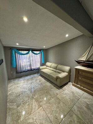 Smart TV, stereo
