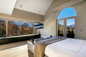 4 Schlafzimmer, Schreibtisch, WLAN, Bettwäsche