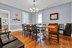 تناول الطعام