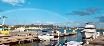 Beach & Oceanfront, Modern 2BR, King Size Beds / 2BA Condo at the Ocean's Edge