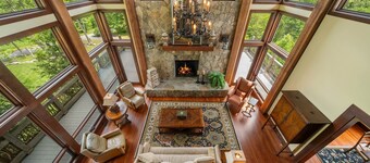 Overlook at Wilderness Trail - Luxury custom home with Multi state views of TN and VA