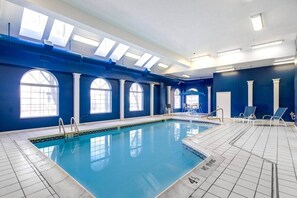 Piscina interna, piscina aquecida