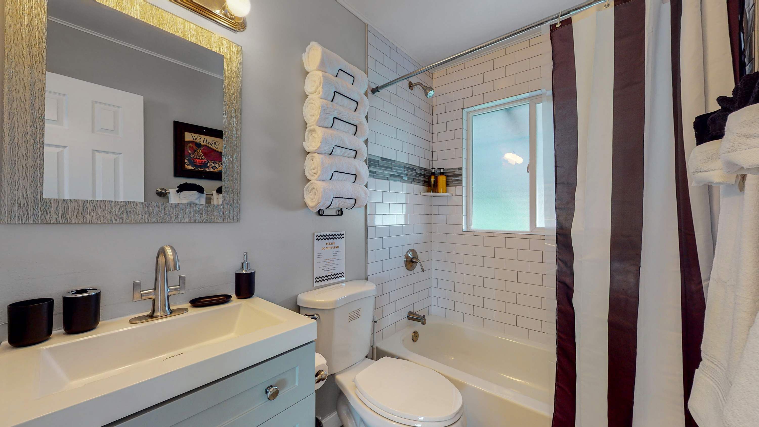 Bathtub, hair dryer, towels