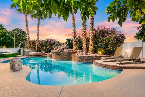 The Gatsby I By Hotel Home Stays
