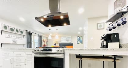 Walk to the AT&T Stadium, Texas Rangers Globe Life Park, Texas Live & many more.