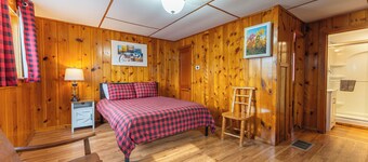 Vacation UniquEly cottage #2