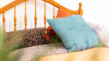 2 bedrooms, in-room safe, desk, free WiFi