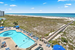 Innenpool, beheizter Pool