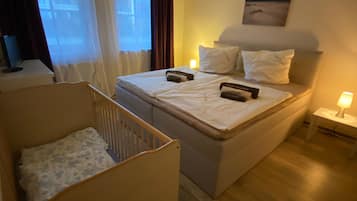 1 Schlafzimmer, Reisekinderbett, WLAN, Bettwäsche