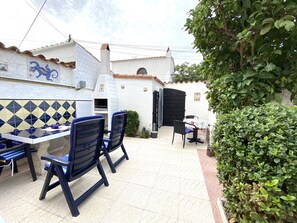 Outdoor dining - PLAÇA EIVISSA 3 Empuriabrava - INTERimmo (Empuriabrava)