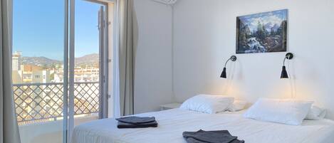 2 chambres, fer et planche Ă repasser, Wi-Fi gratuit, draps fournis