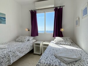 3 habitaciones, tabla de planchar con plancha y wifi gratis 