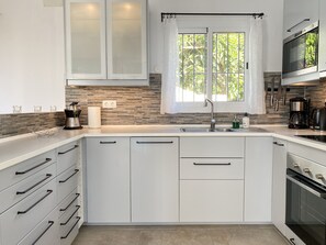 Fridge, microwave, oven, dishwasher