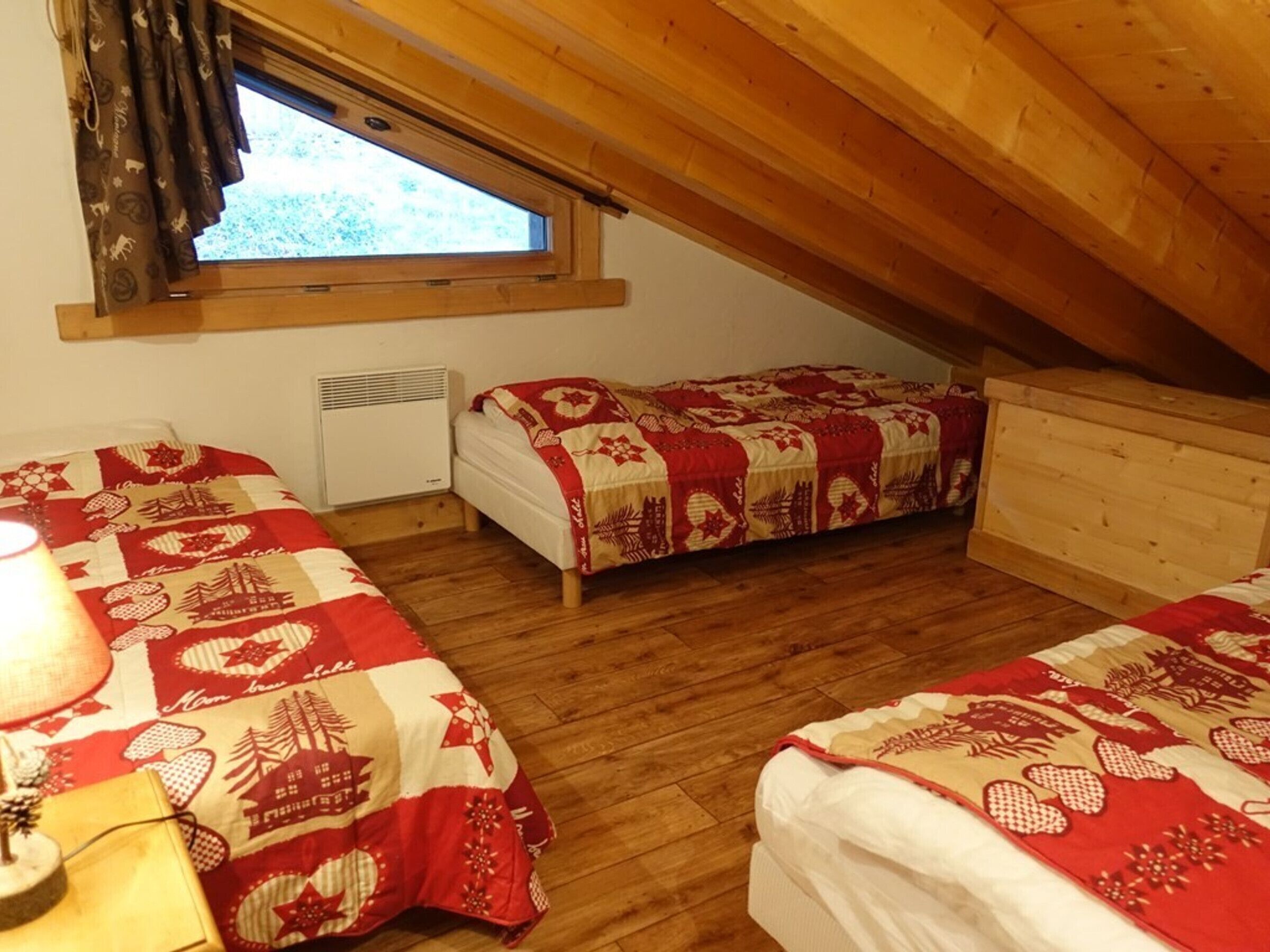 5 bedrooms