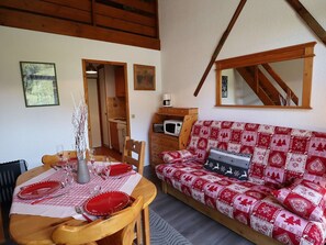 Interior - Ski apartment for 6, slopeside, garage, bright duplex (Arêches-Beaufort)