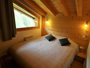 4 bedrooms, WiFi - Superb ski-in/ski-out duplex with garage and terrace (Arêches-Beaufort)