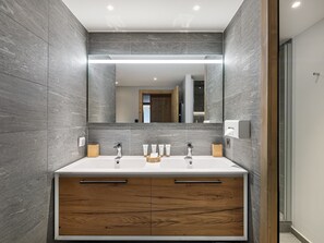 Haartrockner, Handtücher