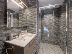 Assecador de cabells i tovalloles 