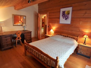 5 bedrooms, free WiFi
