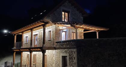 Casa Rural Los Toriles. Parque Regional Picos de Europa
