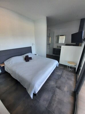 5 habitaciones, wifi gratis y ropa de cama 