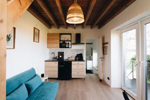 Interior - Cosy studio in a green country setting (Gesves)