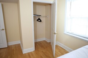 1 bedroom, laptop workspace, free WiFi, bed sheets
