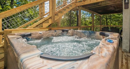 Pigeon Forge Escape, Hot Tub, Game Room, $560 FREE tickets each paid day!