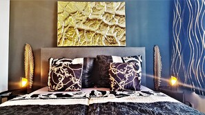 Luksus-lejlighed | 3 soveværelser, individuelt design, individuel indretning, skrivebord