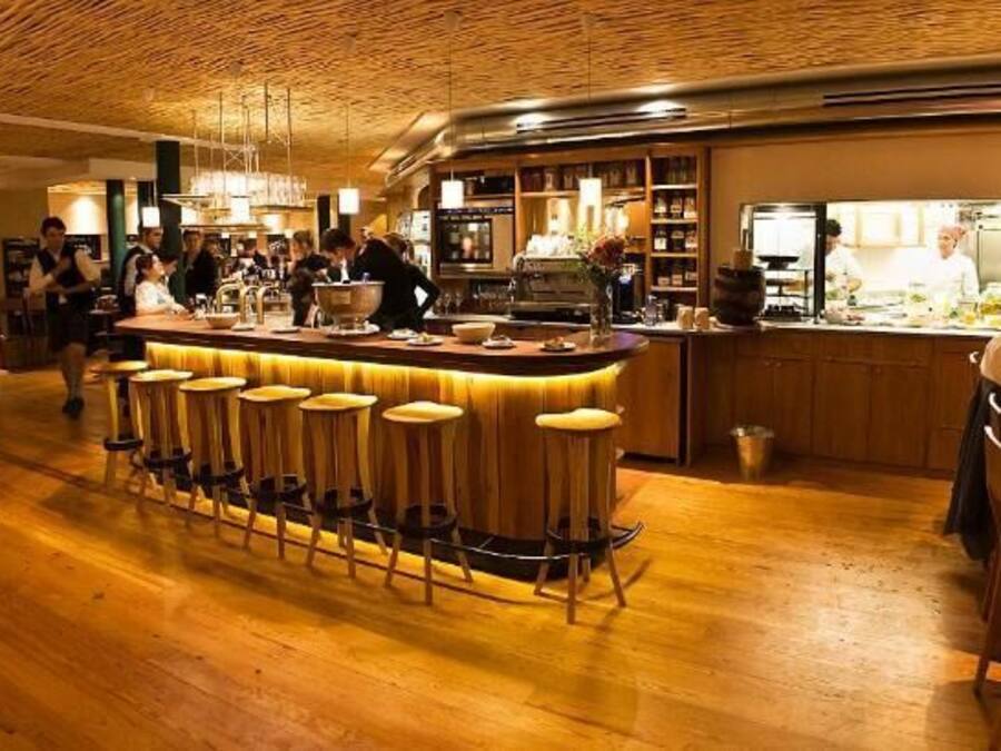 Bar (en la propiedad)