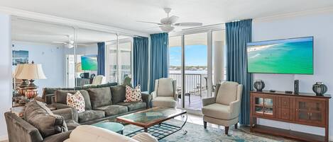 Smart TV, DVD player