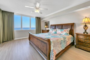 3 bedrooms, iron/ironing board, travel cot, free WiFi - Osprey 403-3BR/3.5 Large Corner Condo with wraparound deck!! Great Location! (Fort Walton Beach)