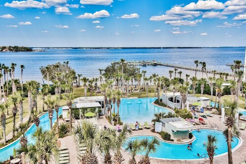 Pelican 301-- The pictures are great but still do not do this condo justice.