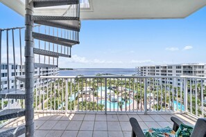 Property grounds - Pelican PH06-Pelicans Roost--Stunning 2 Br Penthouse with views for miles-sleeps 6 (Fort Walton Beach)