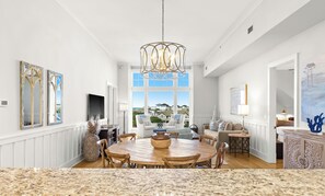 تناول الطعام