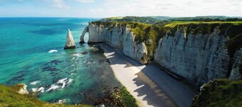 Studio "le tantôt" pool view 