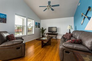 Fernseher, DVD-Player