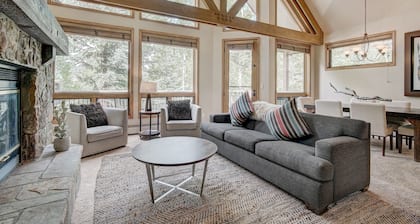 Luxury 4 Bed Pines Townhome Amongst The Peace And Quiet 4 Bedroom Townhouse by RedAwning