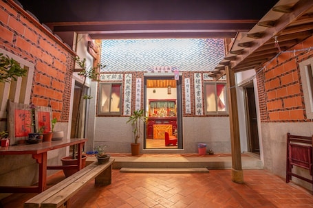 Vistas al patio. Mofan hotel