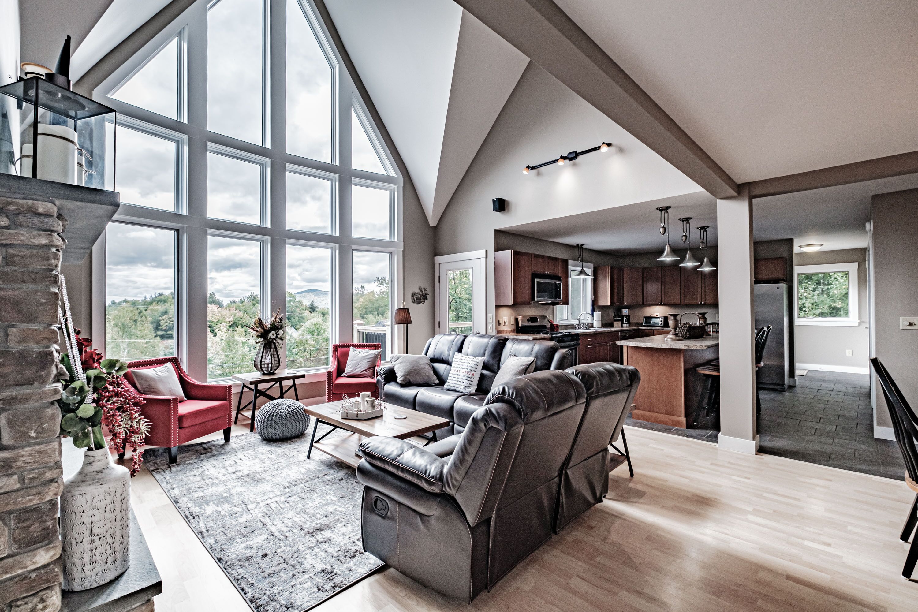 Twin Peaks West- At Sunday River! Rent one unit or both with adjoining access