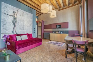 TV - Corte Rubbi 7 Deluxe Apartment (Venice)