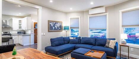 Smart TV, offices