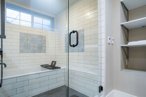 Hair dryer, towels - Stylish Fremont Retreat with Luxury Amenities (Seattle)