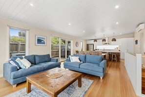 Nicht klassifiziertes Bild, 2 von 34, Schaltfläche