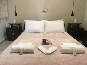 3 chambres, fer et planche Ă repasser, lit parapluie, Wi-Fi