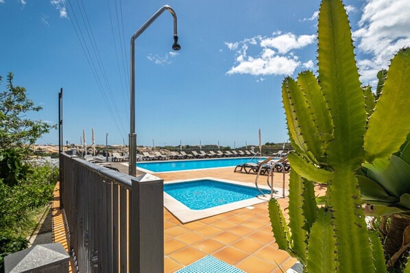 Piscina all'aperto, una piscina riscaldata