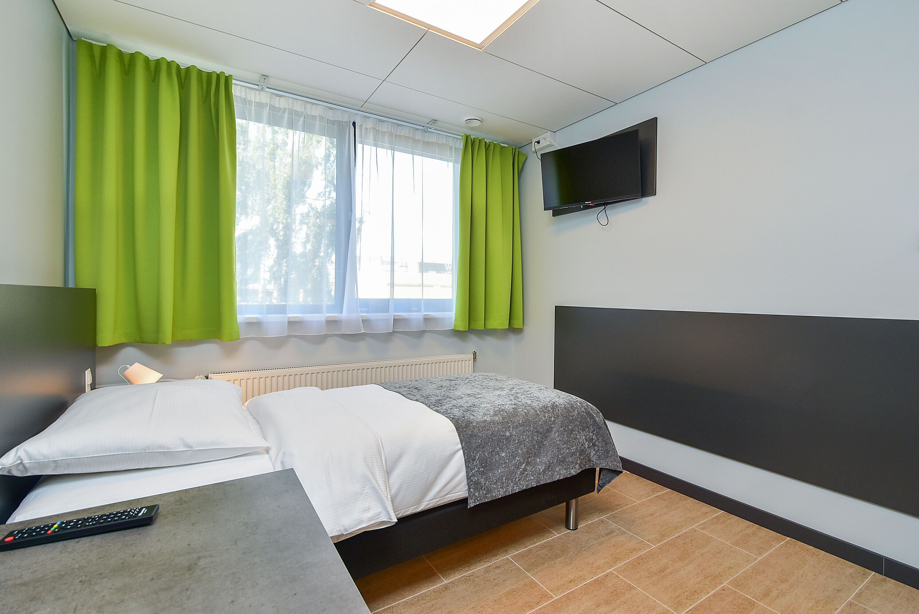 standard single room, 1 single bed | travel cot, free wifi, bed sheets
